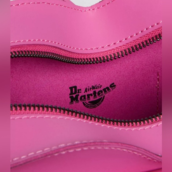 Heart Shaped Leather Backpack - Dr Martens - Picture 8 of 10